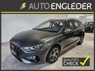 Grau Gebraucht 2021 Hyundai i30 Comfort Kombi | € 24.900