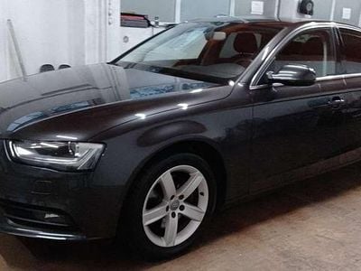 Gebraucht Audi A4 120 PS (88 kW) 2014 Schwarz Limousine
