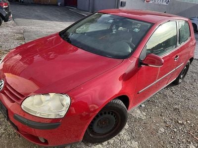 Gebraucht VW Golf IV Trendline 75 PS (55 kW) 2005 Rot Kleinwagen