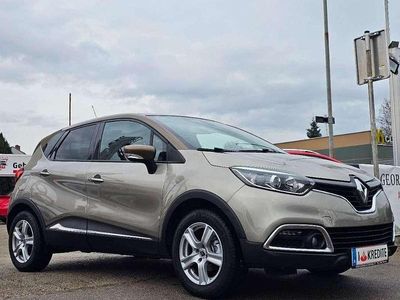 Braun Gebraucht 2016 Renault Captur Expression SUV | € 9.190 (Fairer Preis)