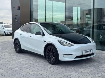 Weiß Gebraucht 2024 Tesla Model Y Performance SUV | € 46.990 (Teuer)
