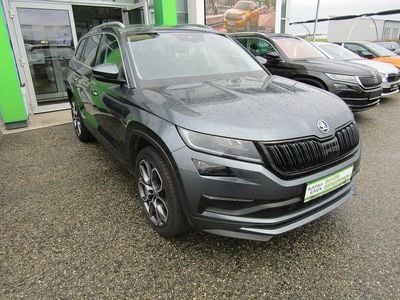 Dunkelgrau metallic Gebraucht 2017 Skoda Kodiaq Style SUV | € 23.700 (Etwas zu teuer)