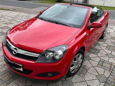 Rot Gebraucht 2008 Opel Astra Cabriolet Edition Cabrio | € 4.900