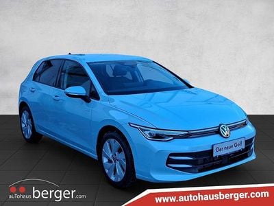 Neu VW Golf VIII 115 PS (84 kW) 2025 Dunkelblau  normal Limousine