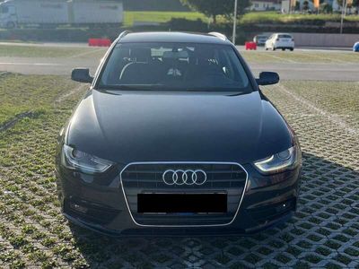 gebraucht Audi A4 Avant 2,0 TDI XENON Kombi / Family Van