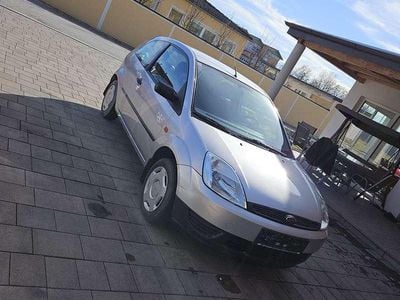 Gebraucht Ford Fiesta 69 PS (50 kW) 2004 Kleinwagen