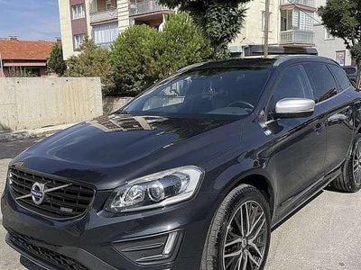 Grau Gebraucht 2015 Volvo XC60 R-Design SUV | € 21.000 (Fairer Preis)