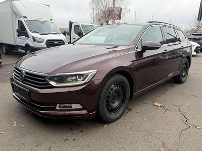 Rot Gebraucht 2018 VW Passat Comfortline Kombi | € 10.000 (Guter Preis)