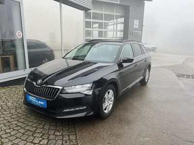 Schwarz metallicperleffektno Gebraucht 2022 Skoda Superb Ambition Kombi | € 24.990 (Guter Preis)