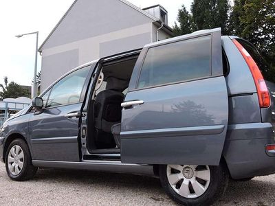Grau Gebraucht 2006 Citroën C8 Business Class Van / Kleinbus | € 6.980