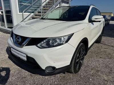 Gebraucht Nissan Qashqai Tekna 131 PS (96 kW) 2016 Weiß SUV