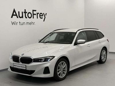 Weiß Gebraucht 2023 BMW 320 Shadowline Kombi | € 34.890 (Guter Preis)