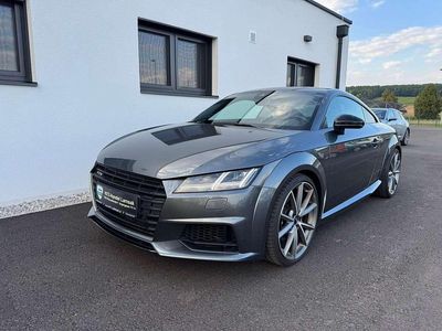Grau Gebraucht 2016 Audi TTS Advanced Coupé | € 34.990