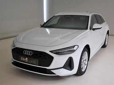 Weiss metallic Gebraucht 2025 Audi A5 Kombi | € 44.870 (Etwas zu teuer)