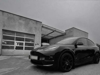 Gebraucht 2022 Tesla Model Y Performance SUV | € 40.900 (Teuer)