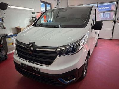 Weiß Neu 2025 Renault Trafic Van / Kleinbus | € 39.990