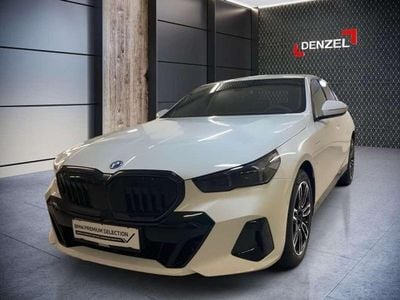 Weiß Gebraucht 2025 BMW 550e M Sport Limousine | € 65.900