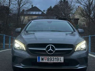 gebraucht Mercedes CLA180 Shooting Brake d