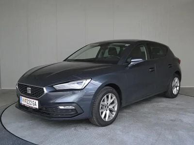 Dunkelgrau metallicperleffekt Neu 2025 Seat Leon Style | € 23.989 (Guter Preis)