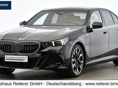 Schwarz (saphirschwarz) Gebraucht 2025 BMW 550e Efficient Dynamics | € 79.990 (Etwas zu teuer)