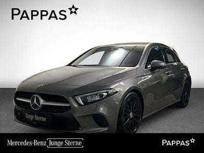 Grau Gebraucht 2022 Mercedes A200 Limousine | € 26.790 (Guter Preis)