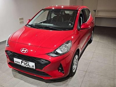 Neu Hyundai i10 63 PS (46 kW) 2025 Rot Kleinwagen