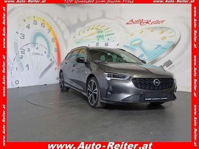 Mondstein grau/e:vulkan grau Gebraucht 2022 Opel Insignia Ultimate Kombi | € 25.990