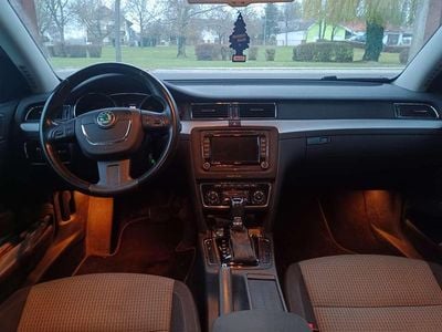 Beige Gebraucht 2013 Skoda Superb Elegance Kombi | € 9.000 (Superpreis)