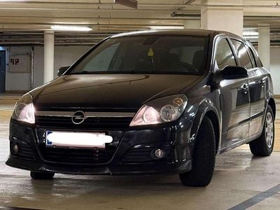Schwarz Gebraucht 2004 Opel Astra Kombi | € 900 (Superpreis)