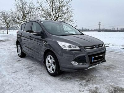 Grau Gebraucht 2016 Ford Kuga ST-Line SUV | € 10.300 (Superpreis)