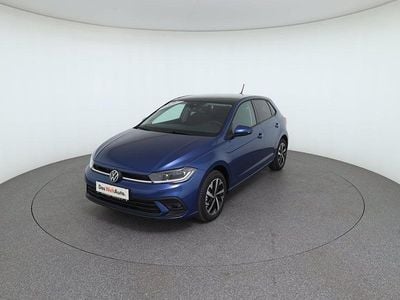 Dunkelblau metallic Neu 2025 VW Polo Limousine | € 31.820 (Teuer)