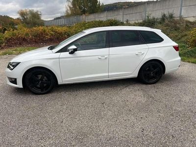 Weiß Gebraucht 2016 Seat Leon ST FR Kombi | € 8.500 (Guter Preis)
