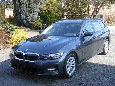 gebraucht BMW 320 320 d xDrive * LED | DIGITALTACHO | KAMERA * *