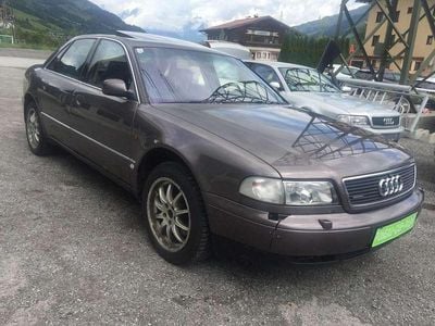 Braun Gebraucht 1995 Audi A8 Limousine | € 5.000