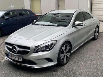 Mercedes CLA200