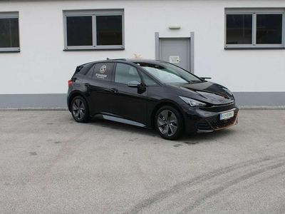 Schwarz Neu 2025 Cupra Born e-Boost Kleinwagen | € 37.000 (Fairer Preis)