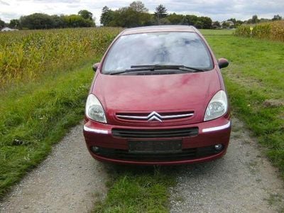 Gebraucht Citroën Xsara Picasso 109 PS (80 kW) 2006 Rot Van / Kleinbus