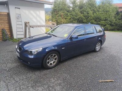 Blau Gebraucht 2004 BMW 525 Kombi | € 4.250