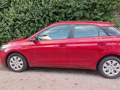 Rot Gebraucht 2019 Hyundai i20 GO! Limousine | € 14.999