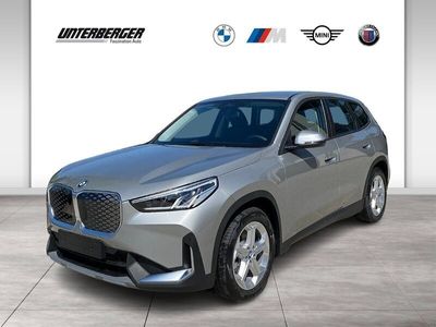 gebraucht BMW iX1 xDrive30 BEV LED AHK Sitzhzg. Parkassist.