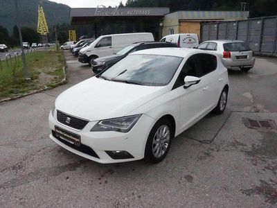 Weiß Gebraucht 2013 Seat Leon Style Limousine | € 6.990 (Fairer Preis)