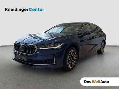 Blau Neu 2025 Skoda Superb Selection Kombi | € 49.500 (Etwas zu teuer)