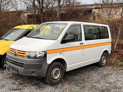 Gebraucht 2013 VW Caravelle Van / Kleinbus | € 4.800