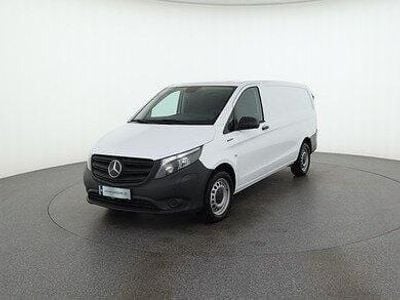 Weiß Gebraucht 2023 Mercedes e-Vito Van / Kleinbus | € 37.188 (Teuer)