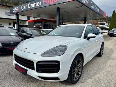 Weiß Gebraucht 2020 Porsche Cayenne Turbo Sport SUV | € 74.990