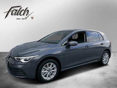 Gebraucht VW Golf VIII Life 150 PS (110 kW) 2023 Mittelgrau  metallic Limousine