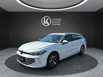 Gebraucht VW Passat Business 150 PS (110 kW) 2025 Weiss  normal Kombi