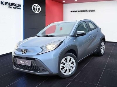 Blau Neu 2025 Toyota Aygo X Play SUV | € 17.043 (Fairer Preis)