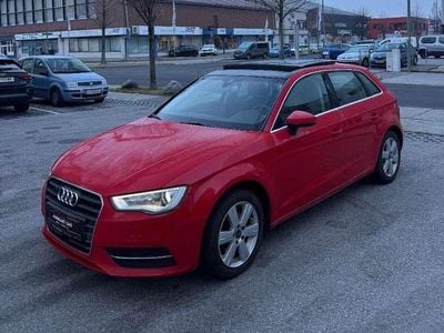 Gebraucht Audi A3 Ambiente 105 PS (77 kW) 2014 Rot Kleinwagen