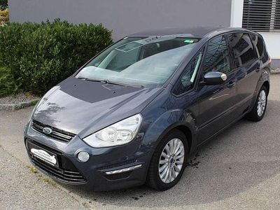 Grau Gebraucht 2015 Ford S-MAX Business Edition Van / Kleinbus | € 6.990